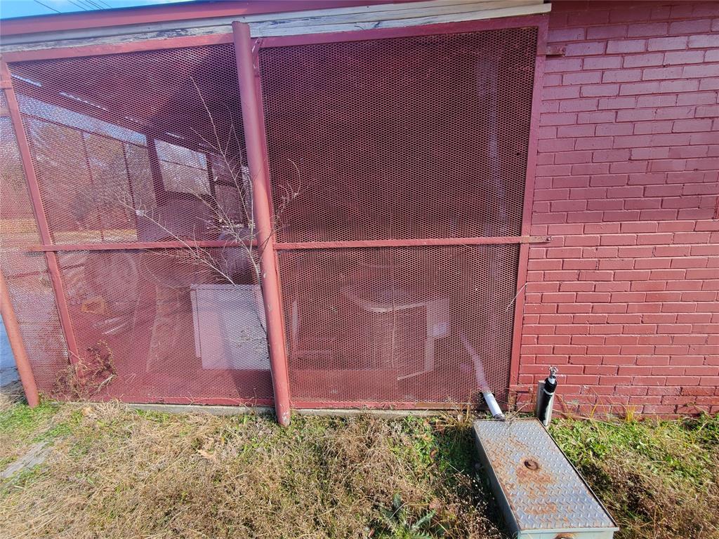 Jones-Mabry Sub - Commercial Sale