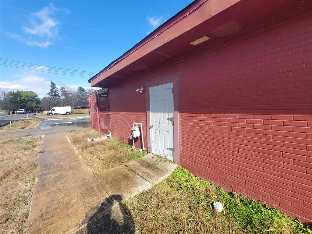 Jones-Mabry Sub - Commercial Sale