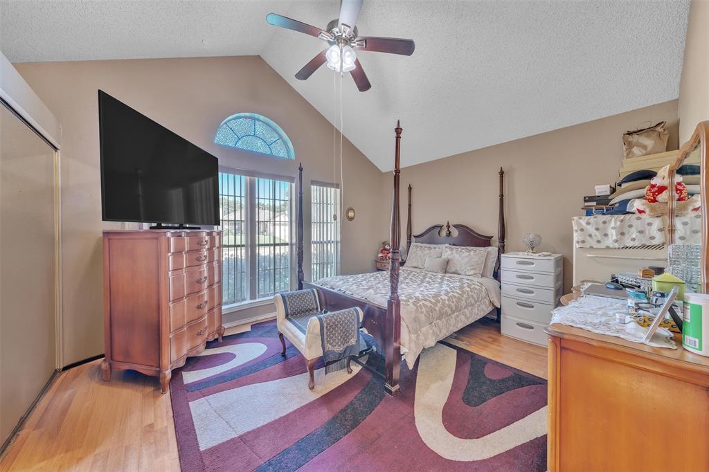 Flower Hill 06 - Residential