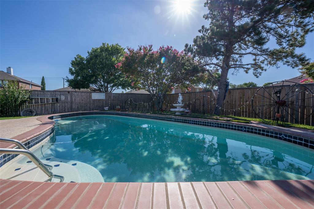 Flower Hill 06 - Residential