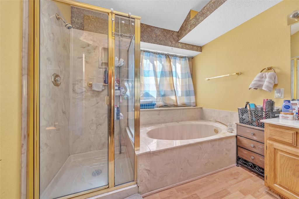 Flower Hill 06 - Residential