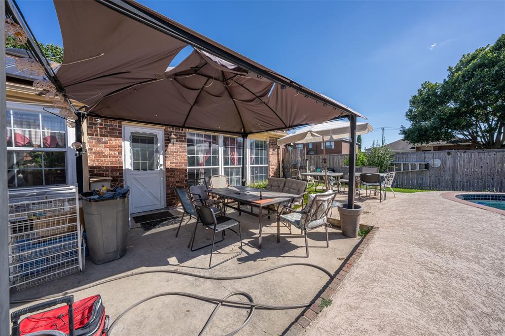 Flower Hill 06 - Residential