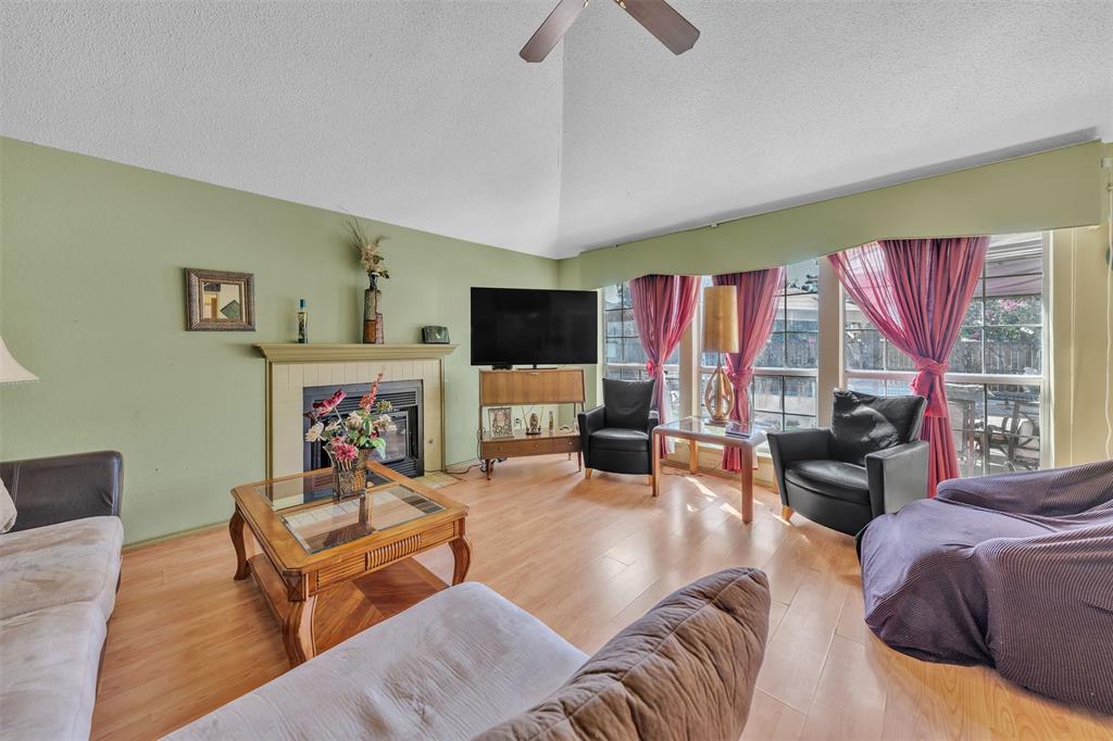 Flower Hill 06 - Residential