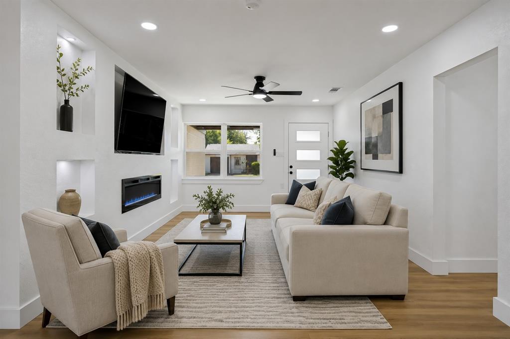 609 Warren Drive