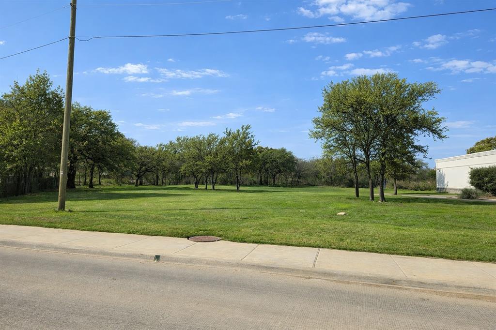 6624 Oak Crest Drive W