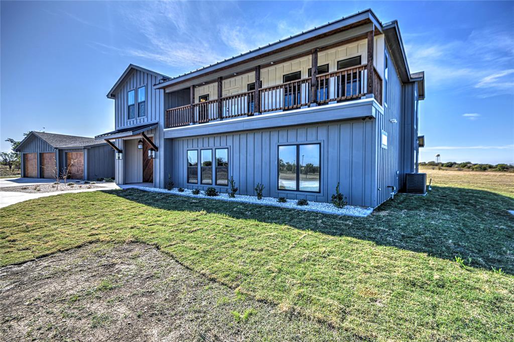 8186 S Lone Star Parkway