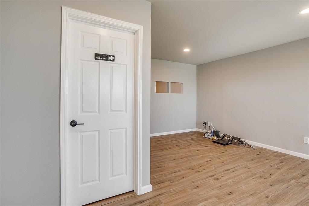 NA - Commercial Lease