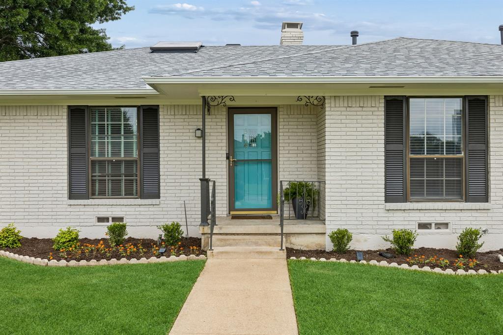 304 Meadowlark Drive