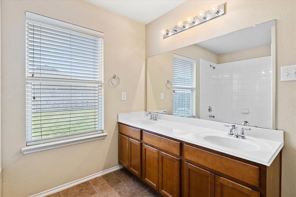 Heartland Tr A Ph 2b - Residential Lease