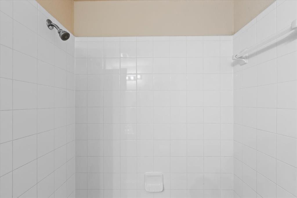 Heartland Tr A Ph 2b - Residential Lease