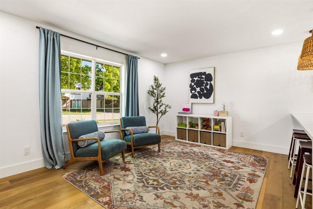 1203 Quill Drive