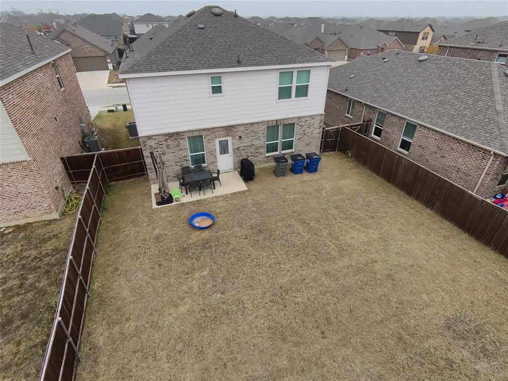 909 Cormorant Street