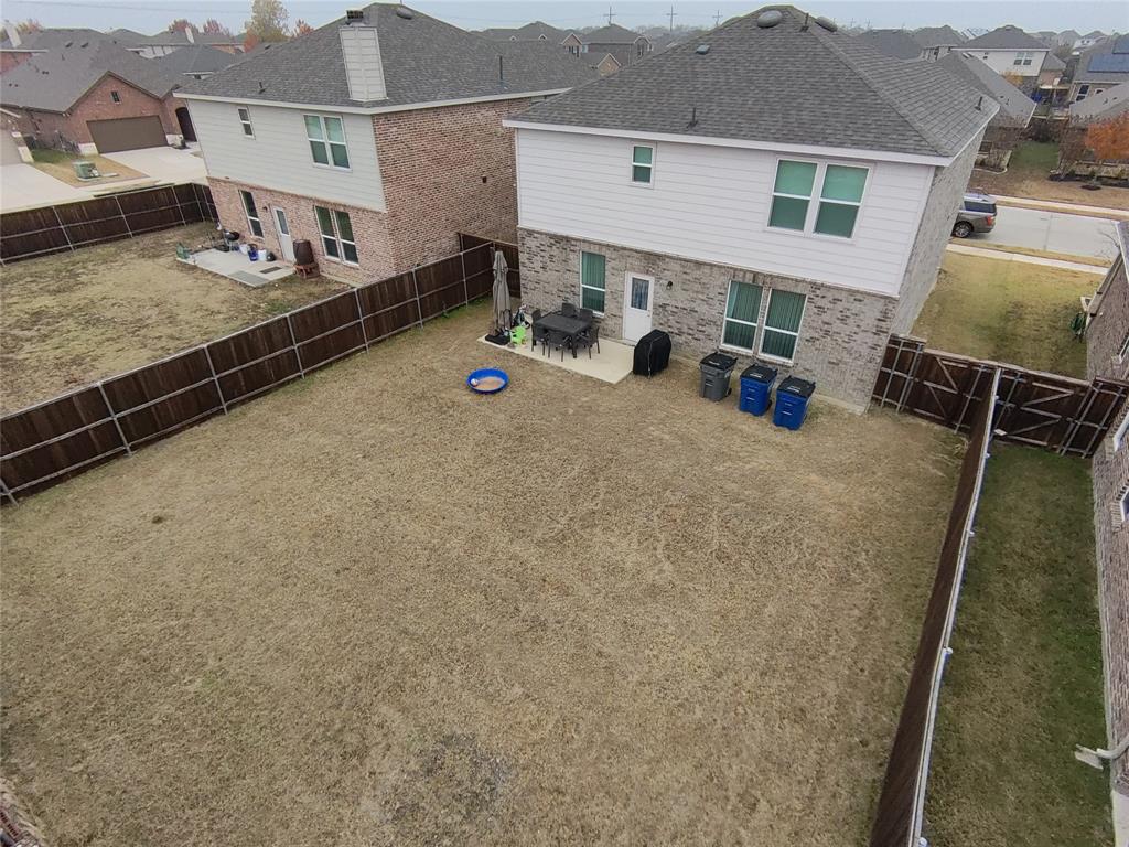 909 Cormorant Street