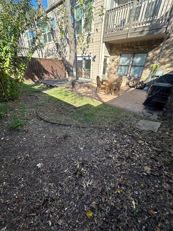 Oaks on Montfort - Residential
