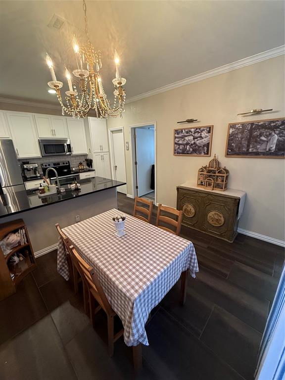 Oaks on Montfort - Residential