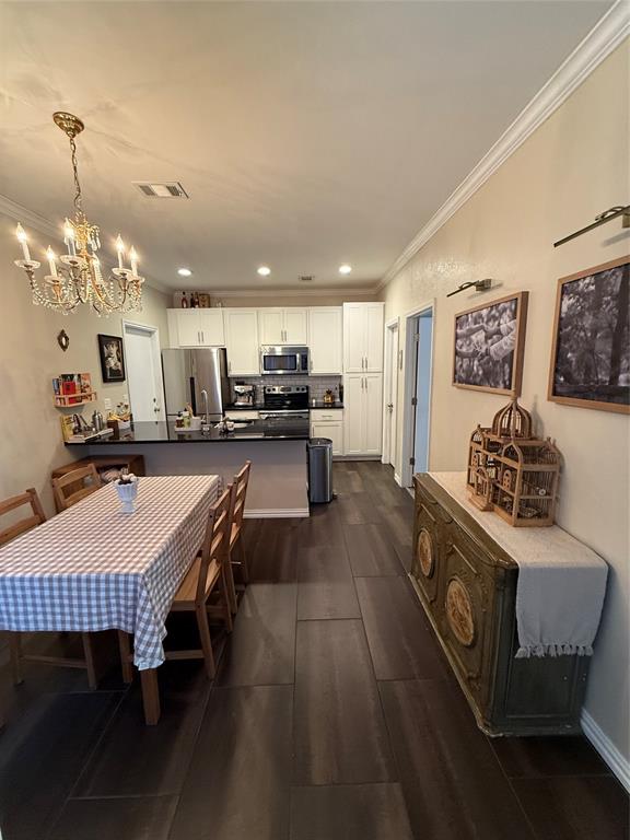 Oaks on Montfort - Residential