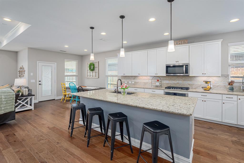 1205 Glacier Court
