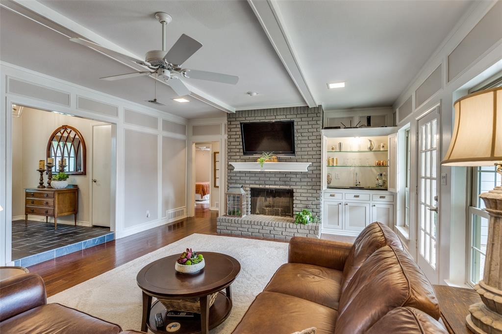 2332 Fountain Head Drive