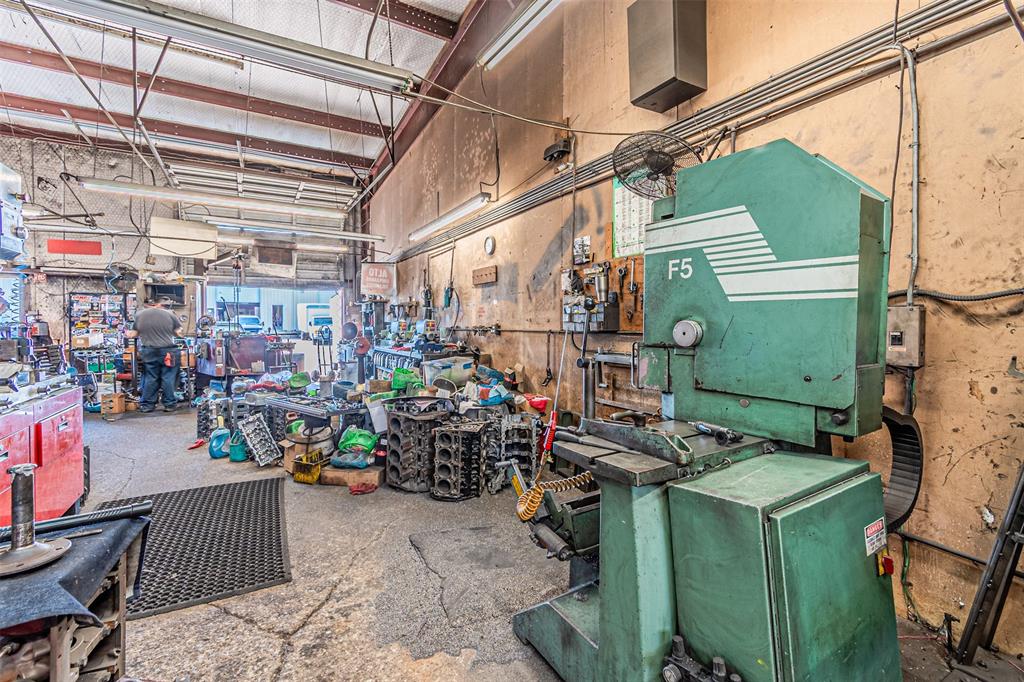 Es Dilido Road 503 Fr John West - Commercial Sale