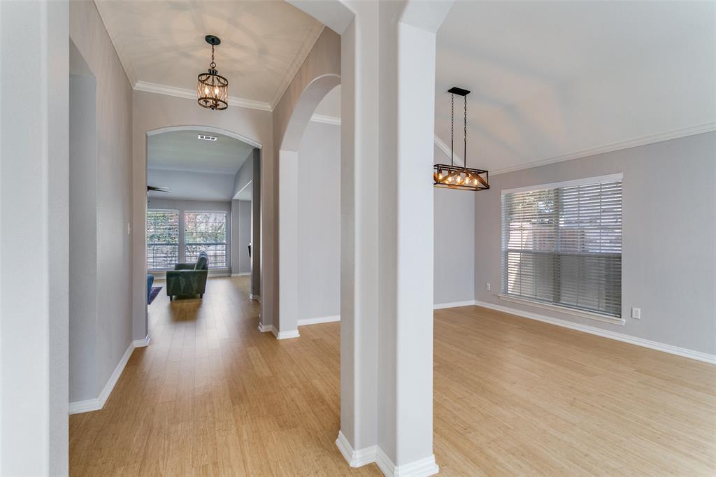 1904 Honey Mesquite Lane