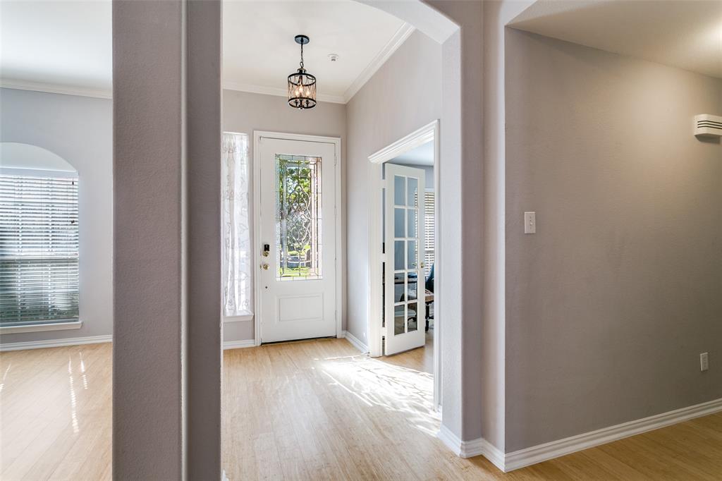 1904 Honey Mesquite Lane