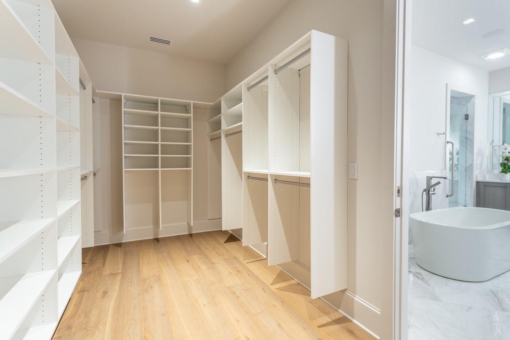 Stoneleigh Residences - Residential