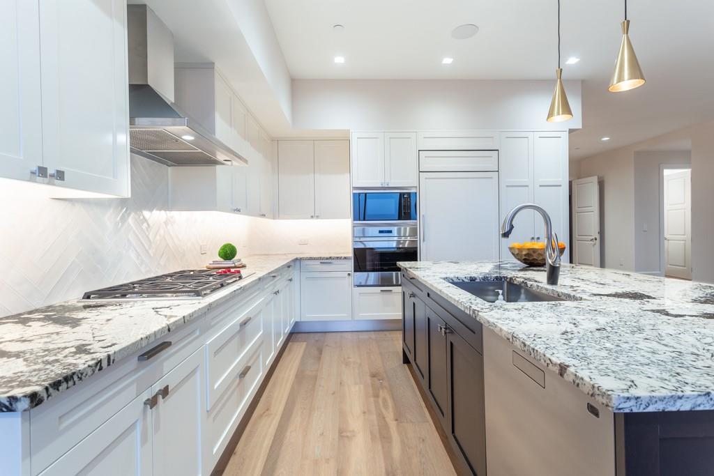 Stoneleigh Residences - Residential