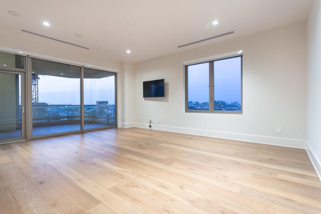 Stoneleigh Residences - Residential