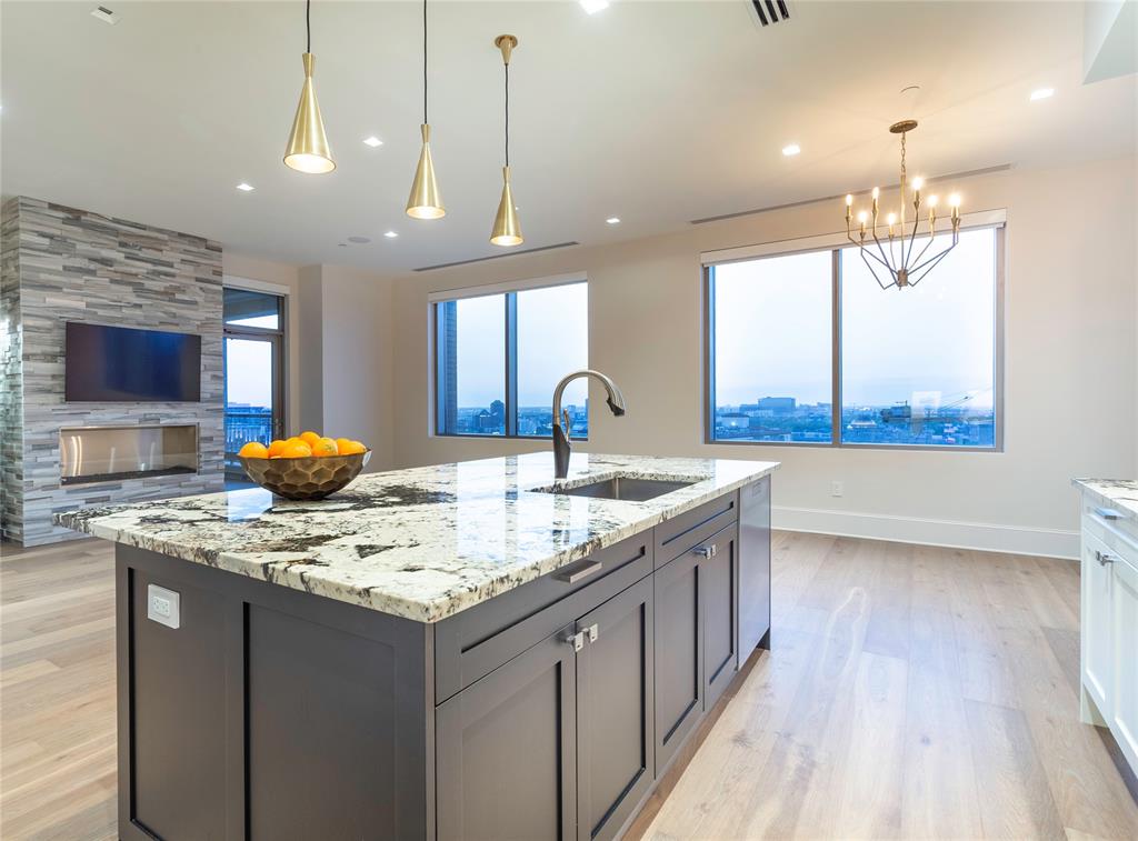 Stoneleigh Residences - Residential