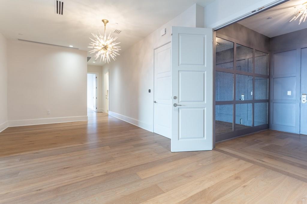 Stoneleigh Residences - Residential