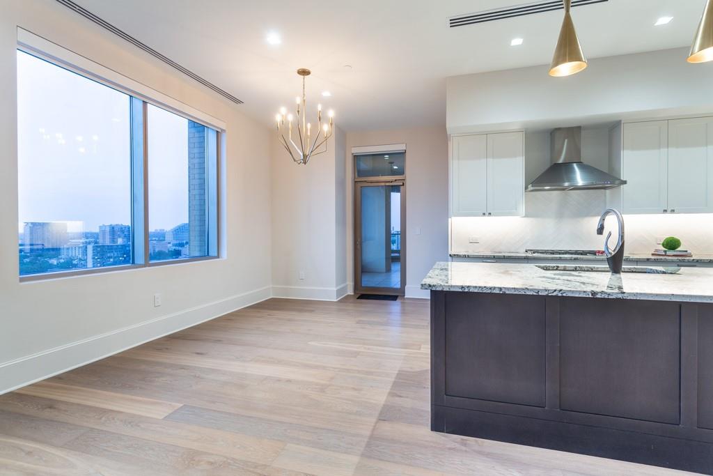 Stoneleigh Residences - Residential