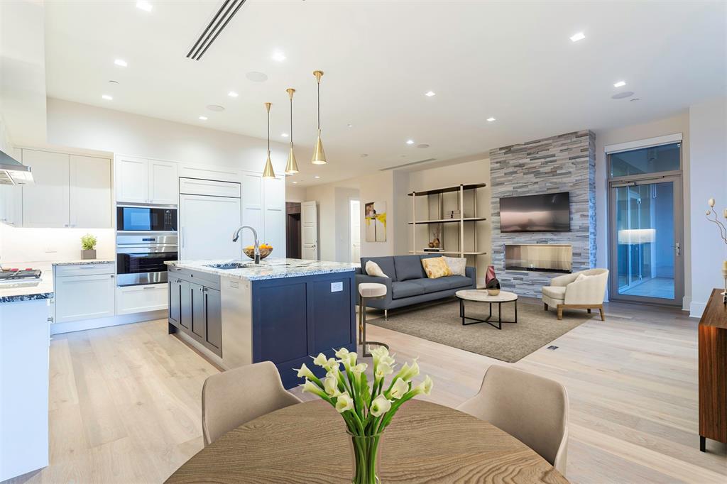 Stoneleigh Residences - Residential