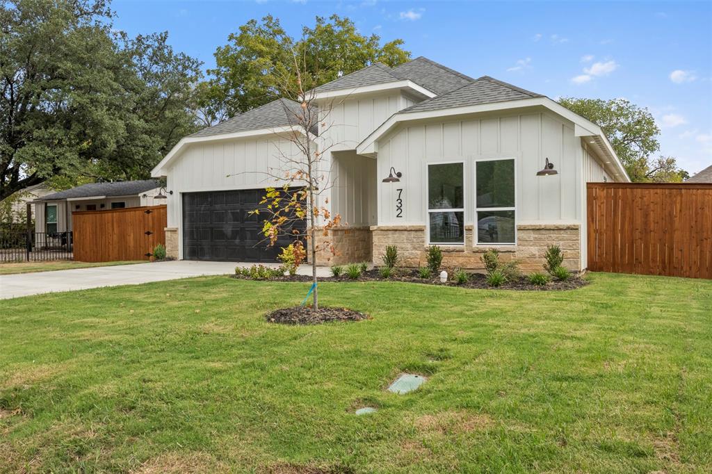 732 Old London Lane