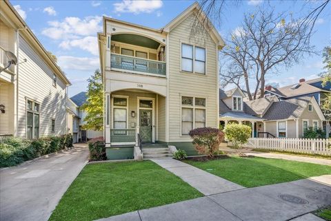 Tiny photo for 2618 Thomas Avenue, Dallas, TX 75204 (MLS # 21168322)