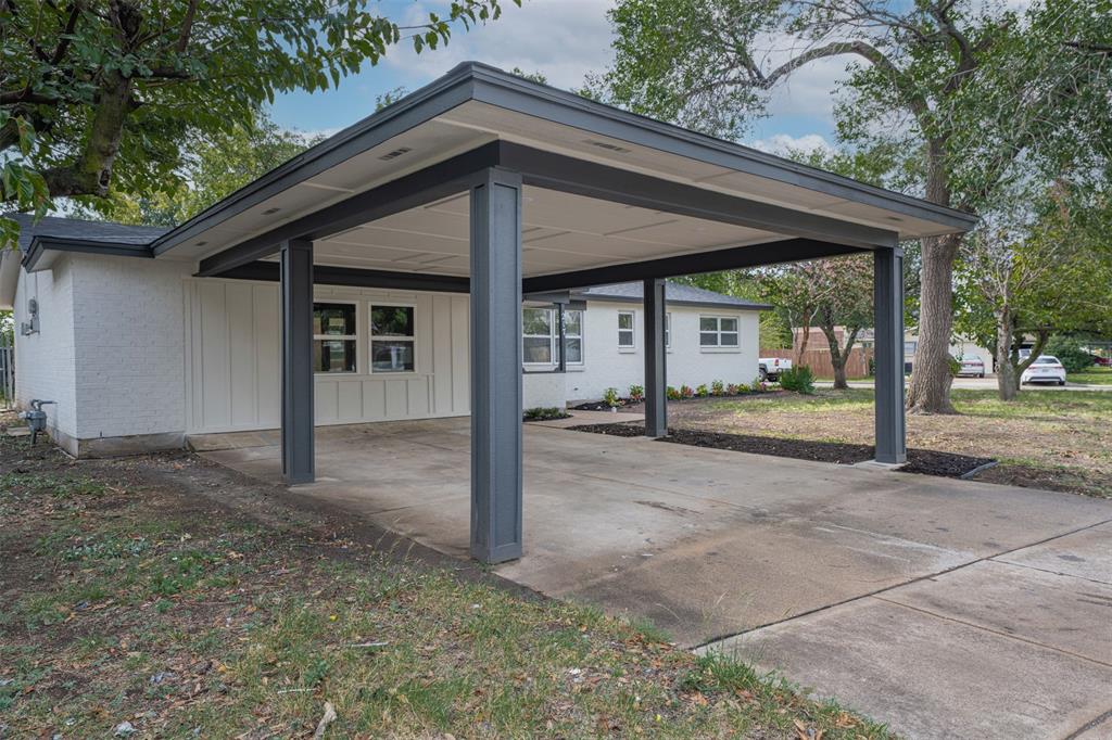 217 Palomino Drive