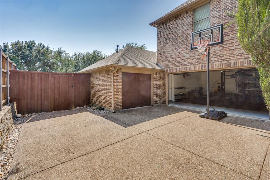 4701 Paxton Lane
