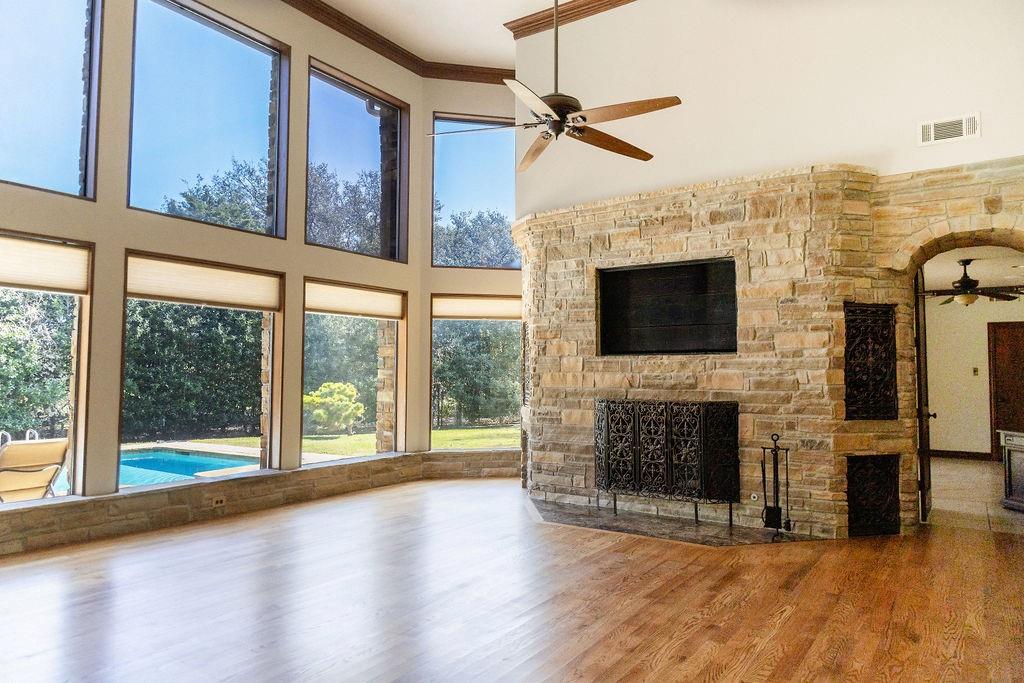 5435 Bent Tree Drive