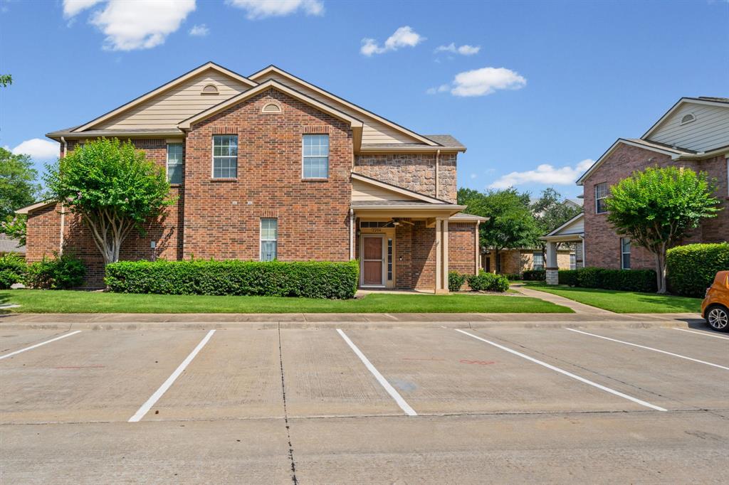 2204 Canterbury Park Drive