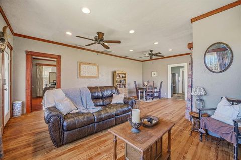 Tiny photo for 724 S Texas Street, De Leon, TX 76444 (MLS # 21210214)