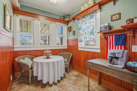 Tiny photo for 724 S Texas Street, De Leon, TX 76444 (MLS # 21210214)