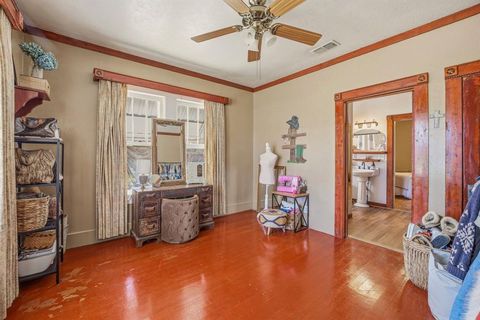 Tiny photo for 724 S Texas Street, De Leon, TX 76444 (MLS # 21210214)