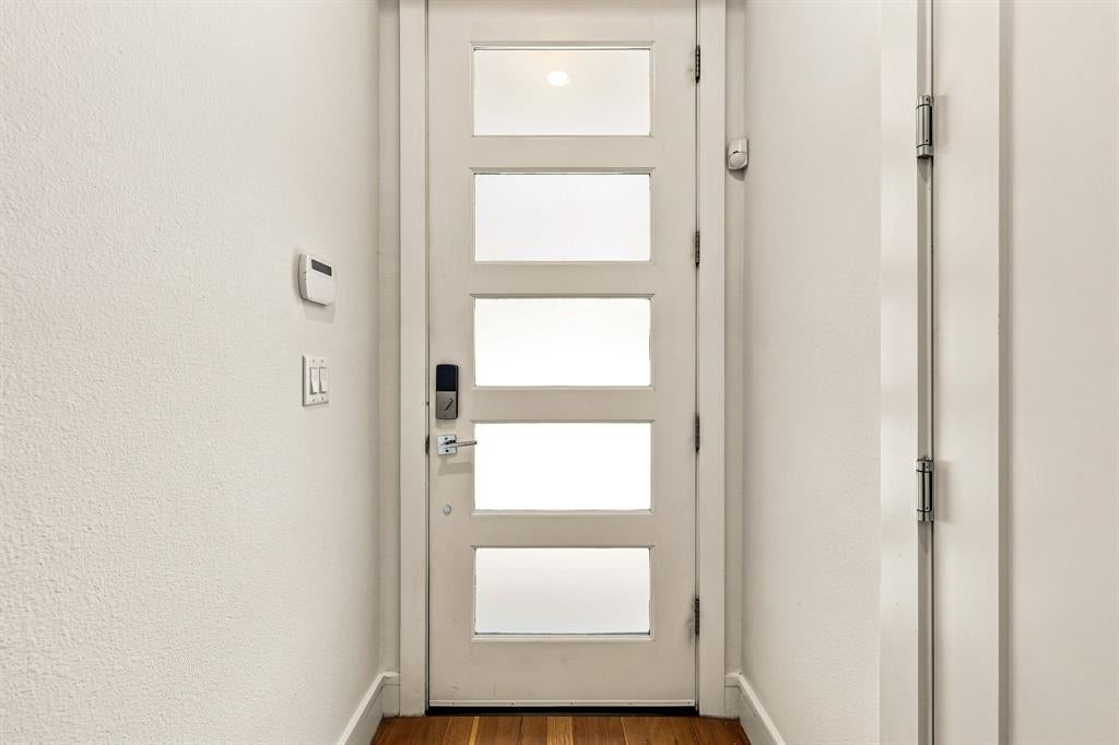 2127 Clark Street APT 106