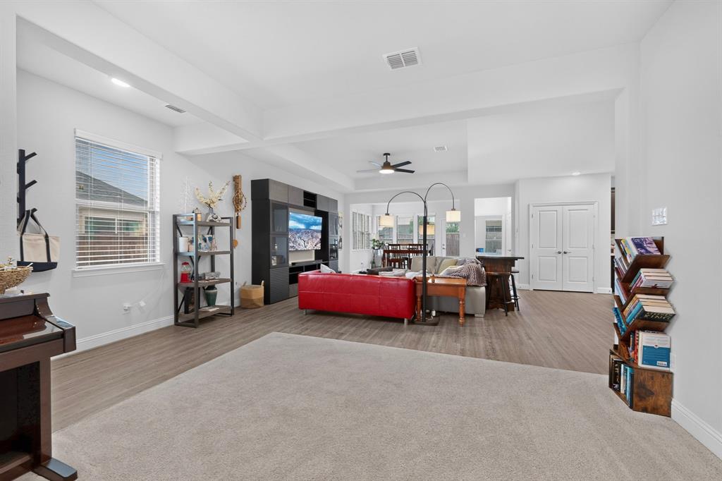 1635 Sweetwater Way