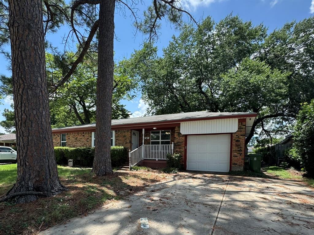 1221 Simpson Drive