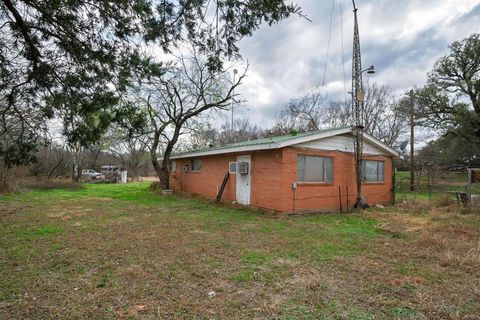 A home in Mineral Wells