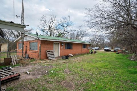 A home in Mineral Wells