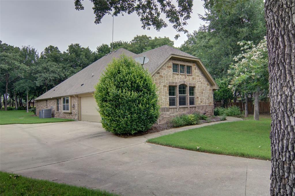 106 Elm Crest Court