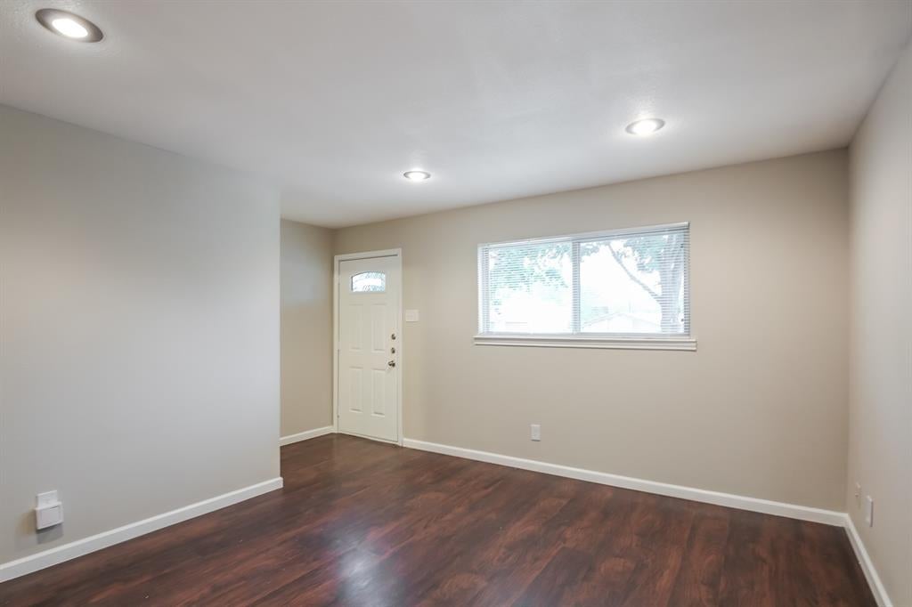 Photo of 7640 Ryanridge Drive, Dallas, TX 75232 (MLS # 21392152)
