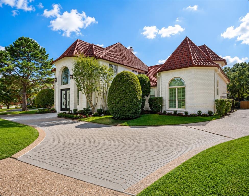 4512 Alexandra Drive