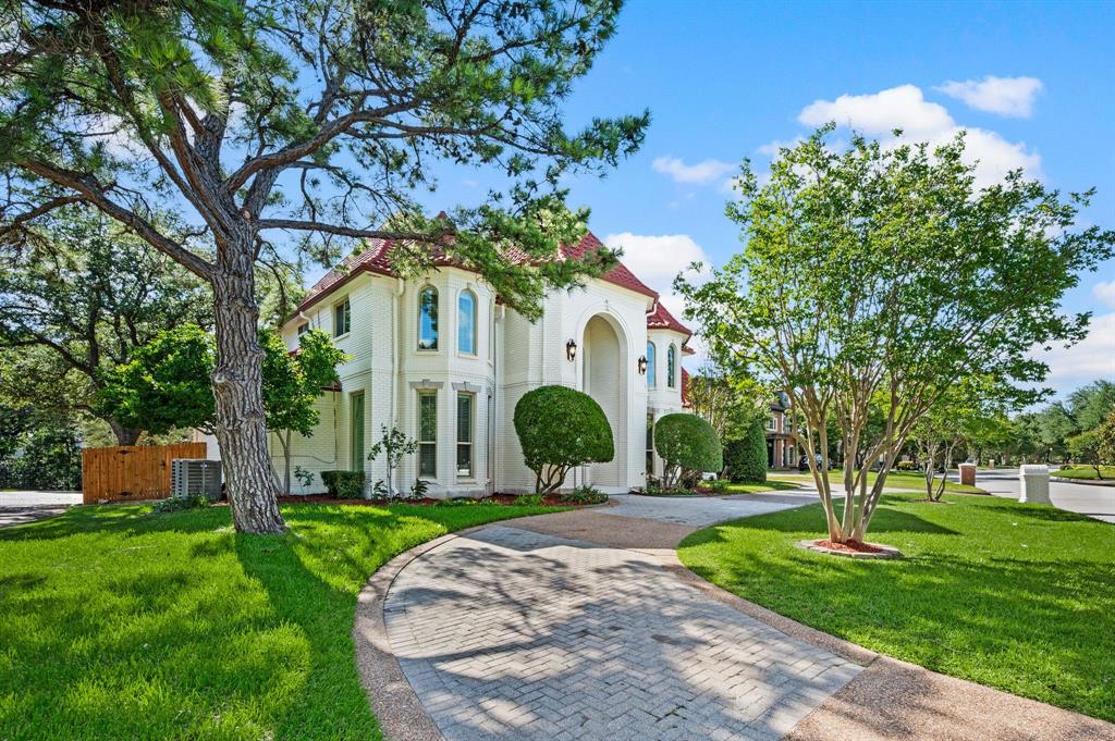 4512 Alexandra Drive